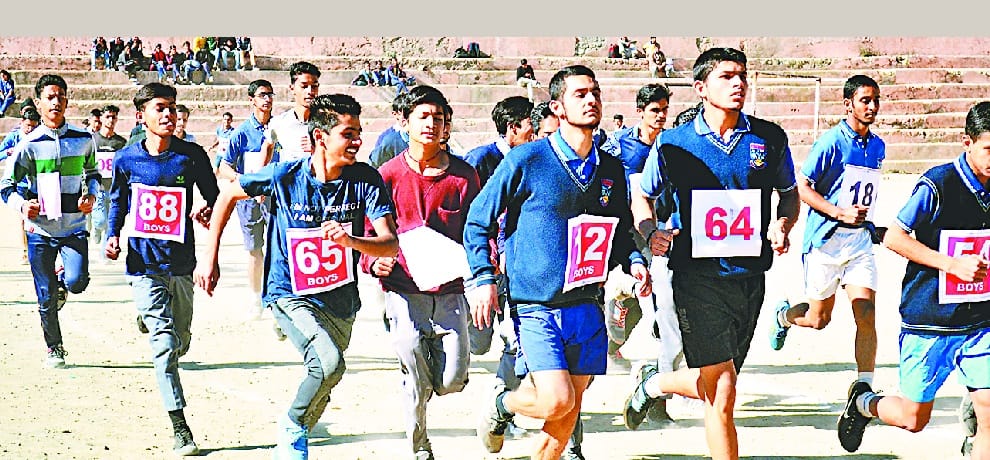 सौ मीटर दौड़ में रितेश, अशोक व संदीप रहे विजेता