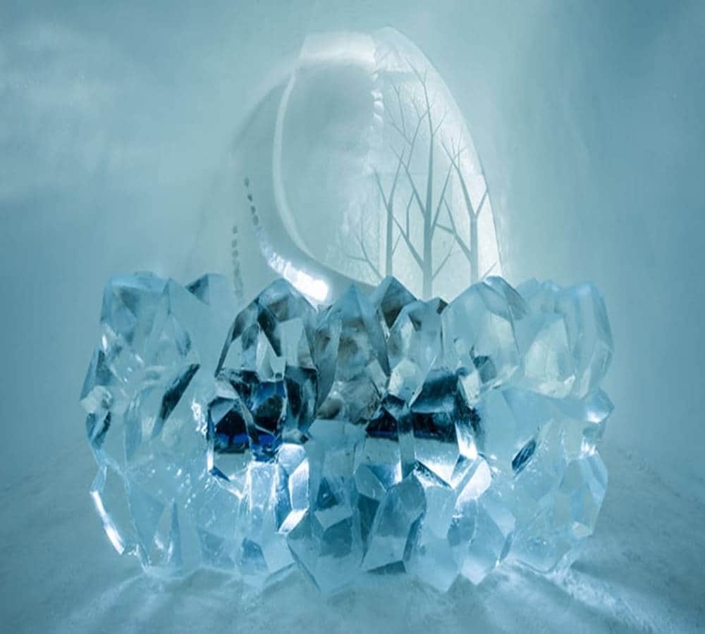 Reveals Incredible Art of Swedens Ice Hotel with These pictures