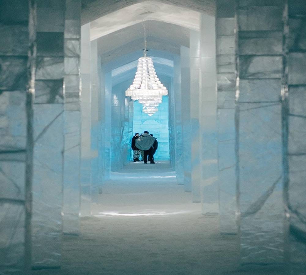 know about ice hotel of sweden in hindi