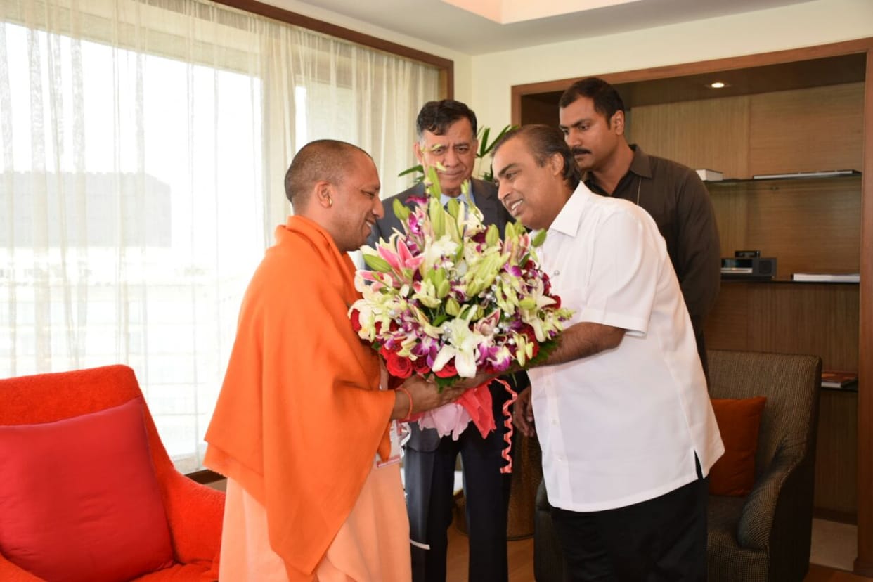 CM Yogi will reach Mumbai today to help investors, will meet representatives of industry groups