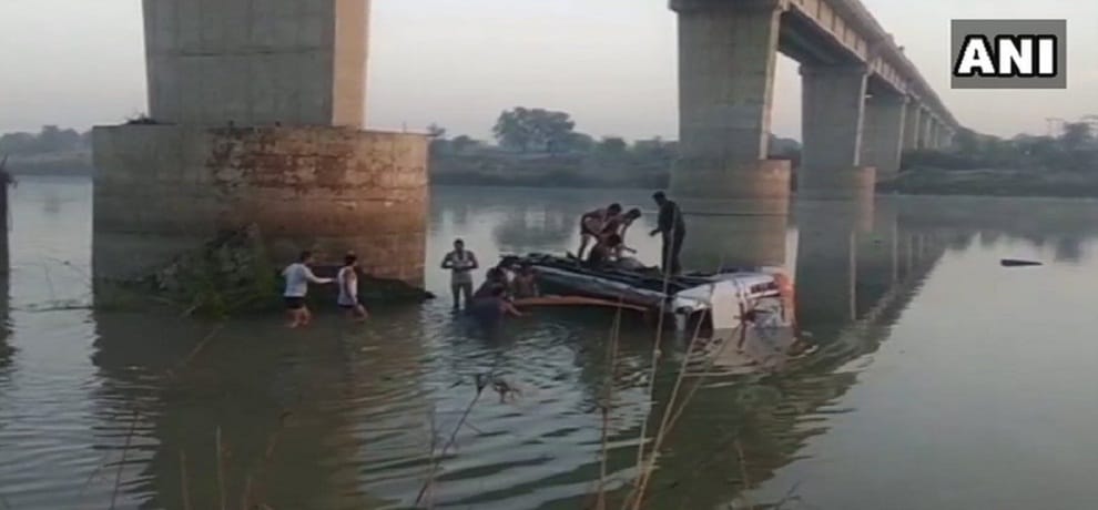 rajasthan bus drown in banas river more than 30 people died