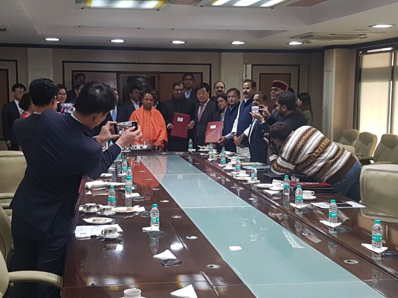 mou signed between up government and korean deligates