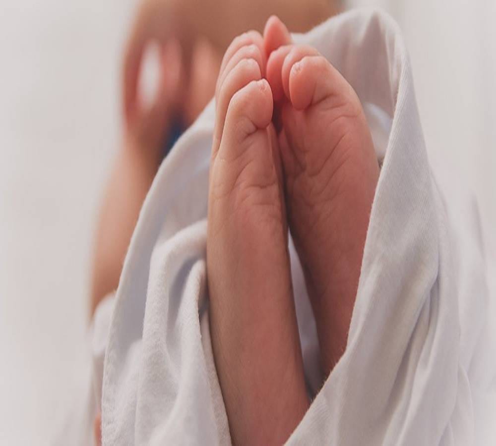 A twenty four years embryo frozen baby born in America