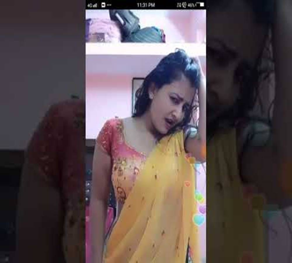 Dancer beats sapna chaudhary with her moves in this viral video 