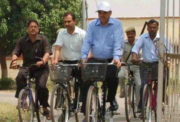 bhu former vice chancellor  dhirendra pal singh appointed UGC chairman