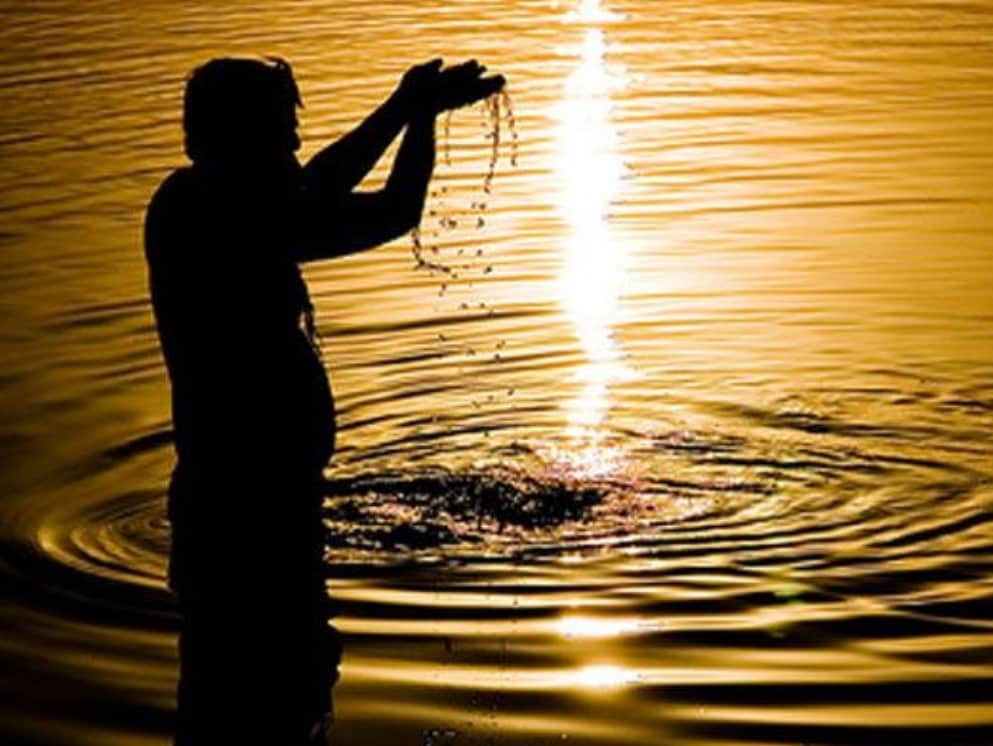Ganga Snan 2018 Importance Benefits Know Puja Vidhi Timing And History