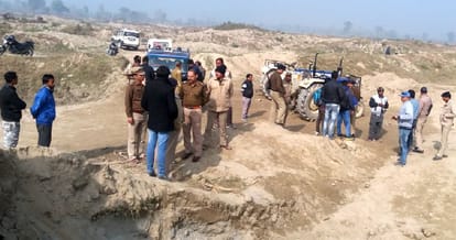 three labour killed during illegal mining in kashipur