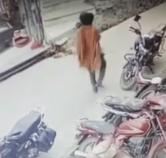 Kidnap in rajasthan- a man took away three years boy, from out of his house 