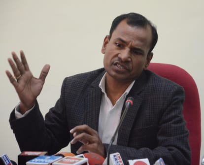 election for gorakhpur loksabha seat to be held before 22 march.