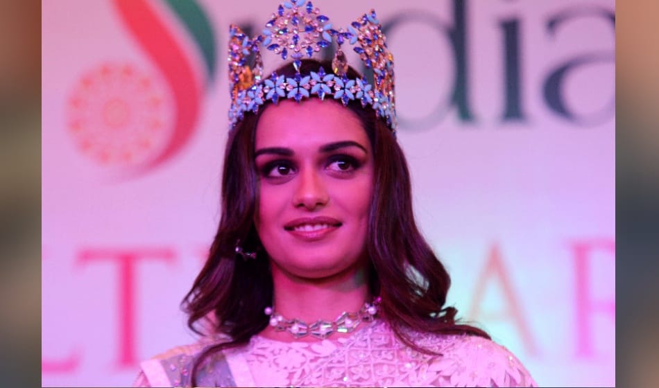 manushi chhillar attended six sigma healthcare summit in delhi