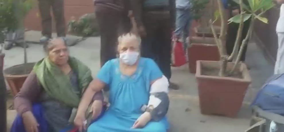 Fire broke out in Metro Cancer Institute in Delhi's Preet Vihar today