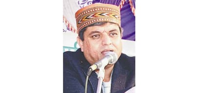 fraud of 1.75 rupee with congress candidate in chamba