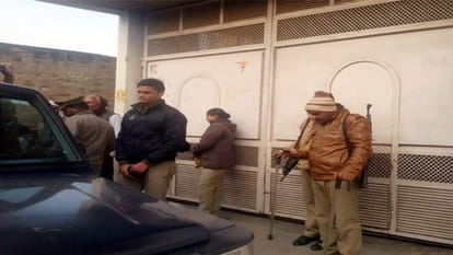 Police catched 41 girls from Farrukhabad and Kampil Ashram of Baba Virendra Dev Dixit