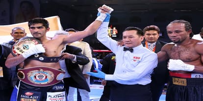 vijendra singh beats ghana-s ernest amuzu in rajasthan rumble 