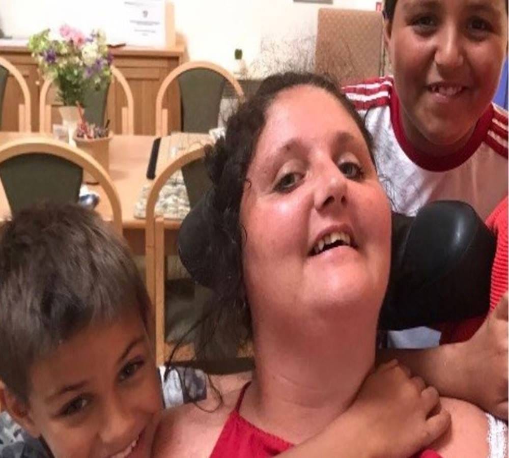 Banbury mother dies after raising fourty lakh for sons