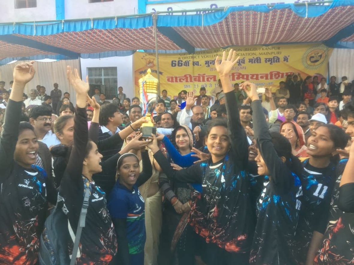 वालीबाल राज्य चैंपियनशिप पर वाराणसी का कब्जा