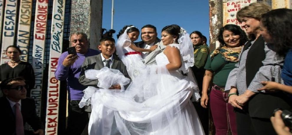 Historical wedding on the border, Man turns smuggler