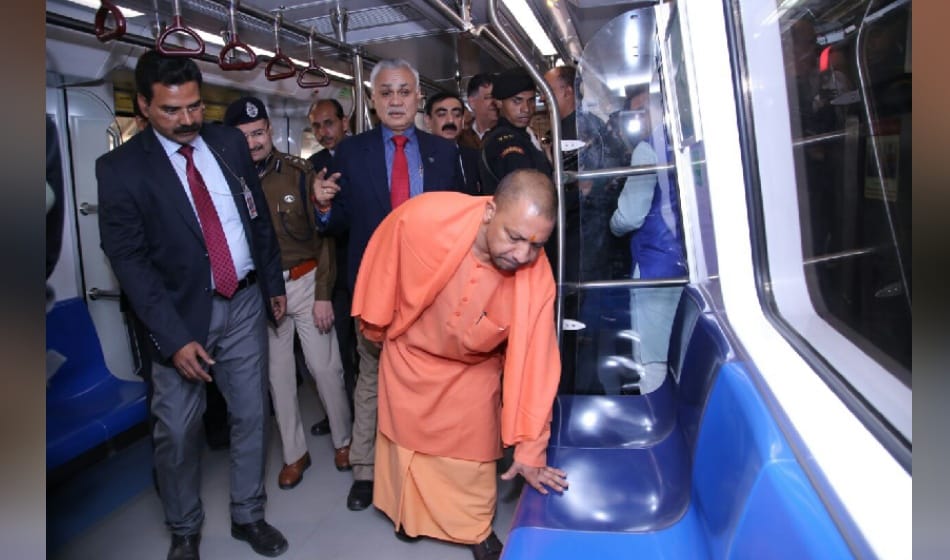 cm yogi promised to give 40 thousand flats till 31st december