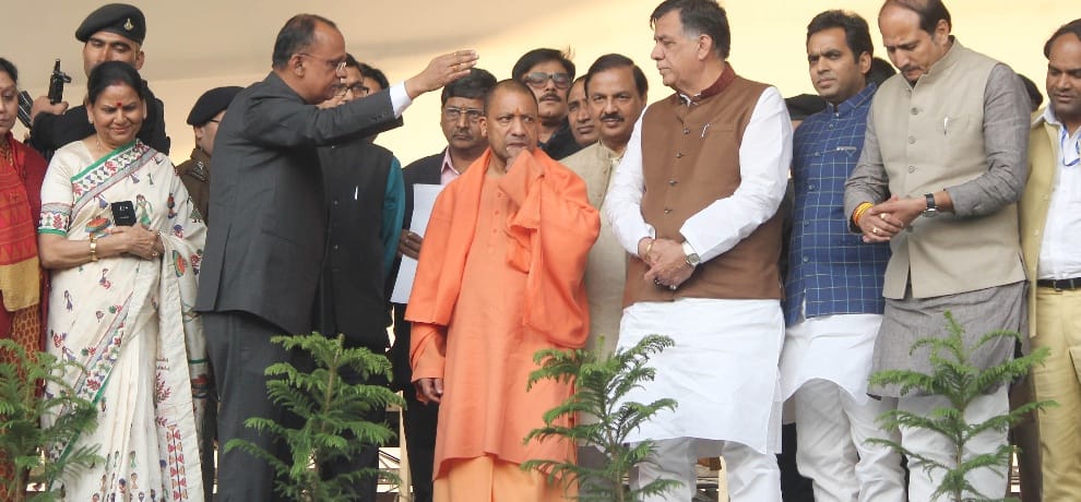 know all about yogi's noida trip