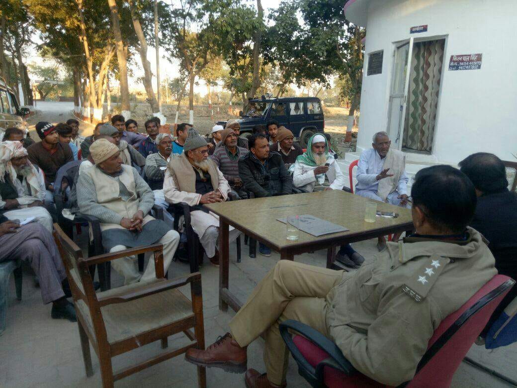 fight between two group durinh namaj