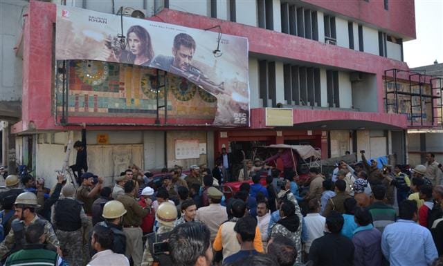 Demolition attempt in two theaters, ruckus