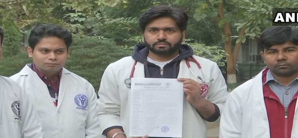 aiims resident doctors writes to pm modi, wear white apron and spend one day in government hospital