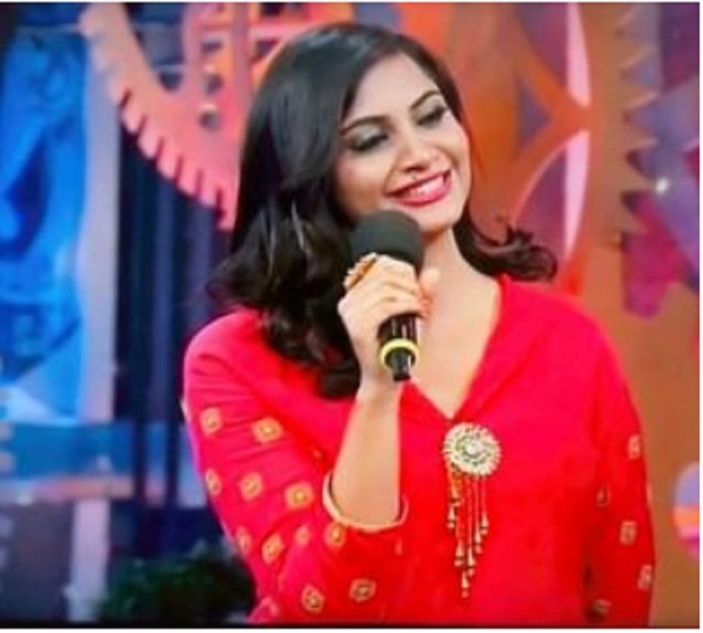 arshi khan says vikas will be ruin after going myself bigg boss 11