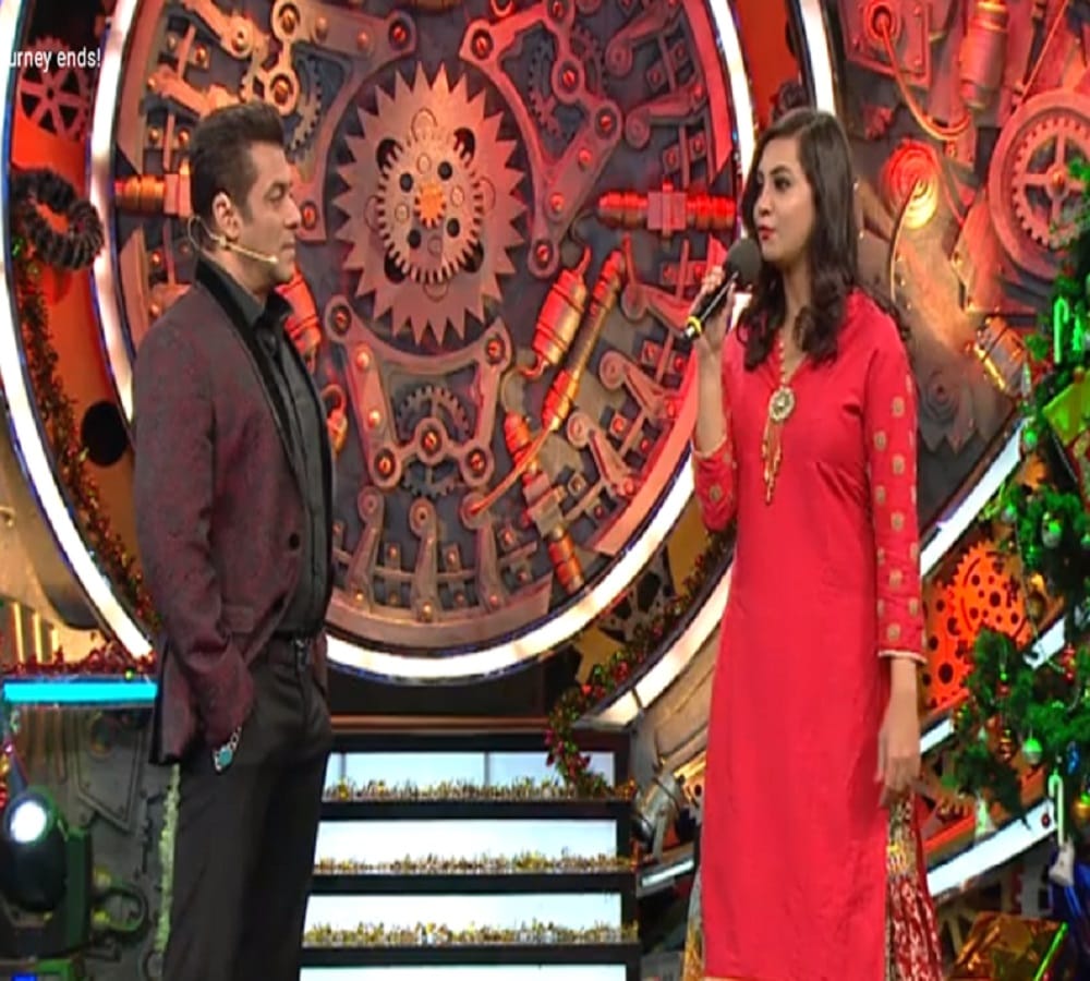  salman to speak over main reason of eviction  of arshi khan
