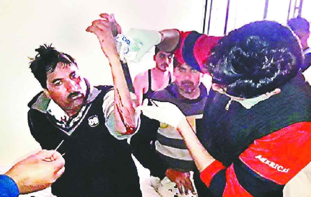 ट्रक चालक से लूटपाट करते एक बदमाश पकड़ा