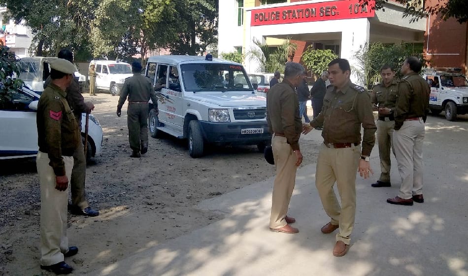 double murder in gurugram was done aftertwo friends try to prove themselves big goon than other