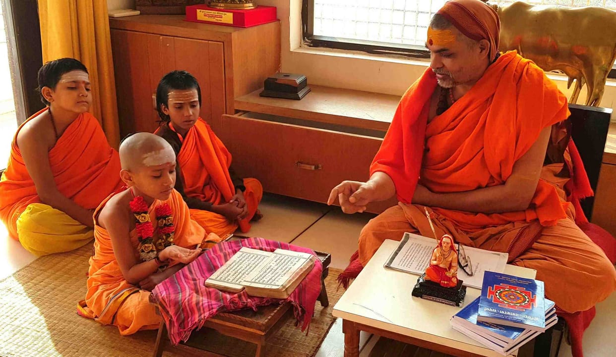 Google boy kautilya start study in varanasi
