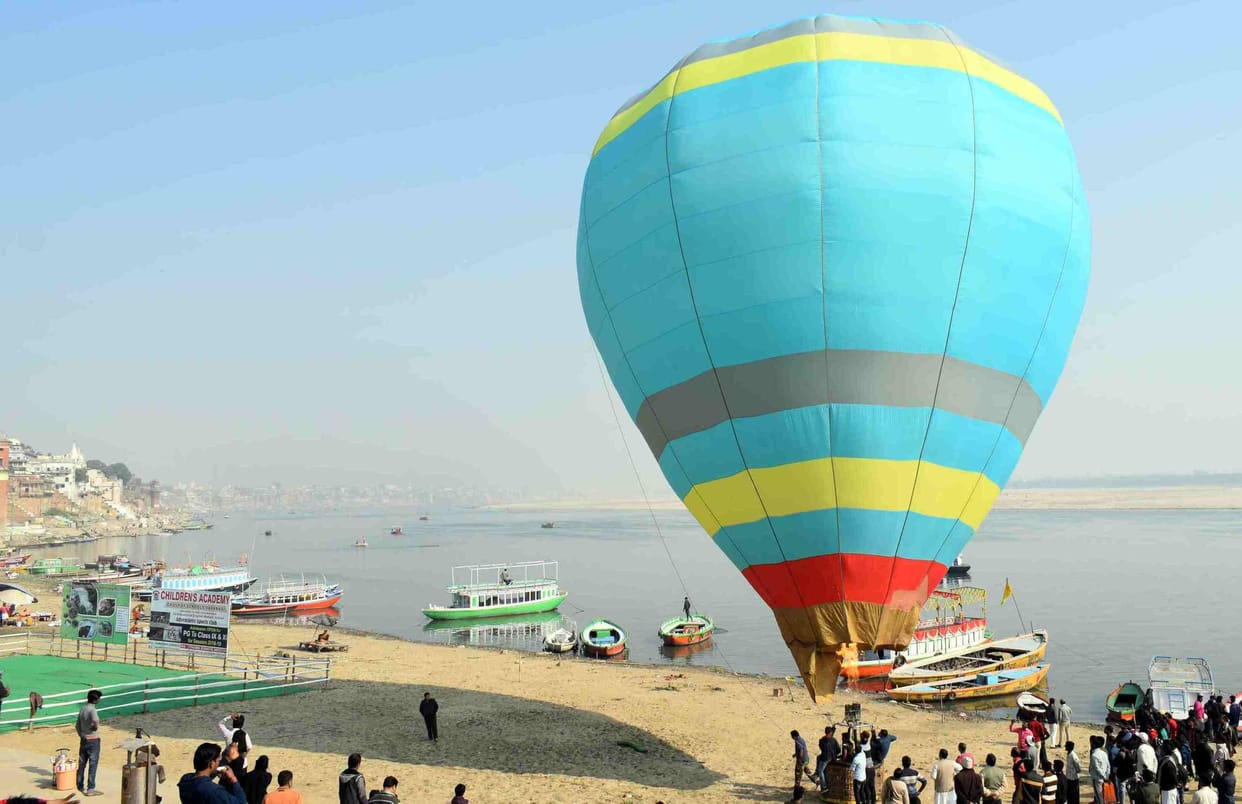 Hot air balloon show start at assi ghat in varanasi