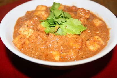 Know how to cook paneer look recipe using eggs instead of paneer