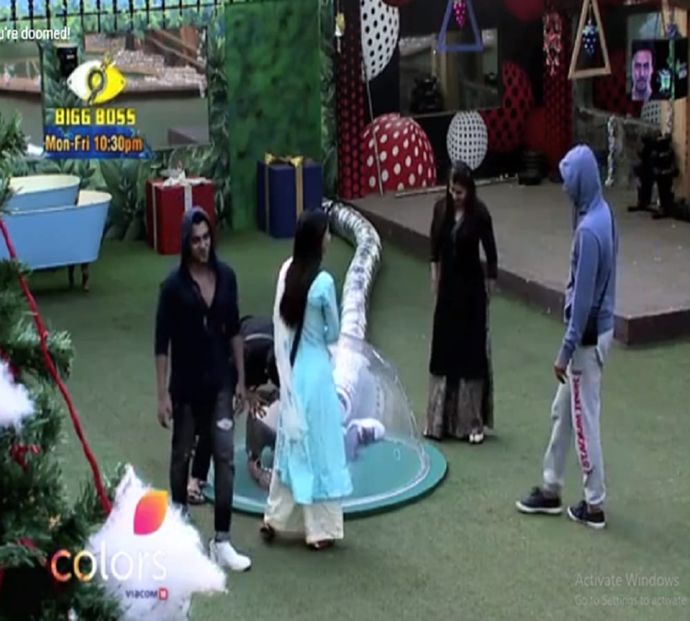  nomination task to save for this week in bigg boss 11 