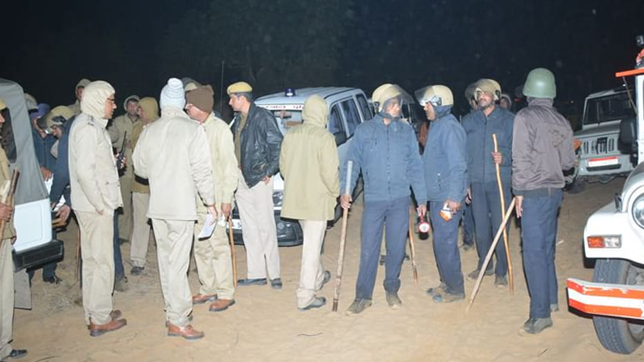 gambler attacked on police