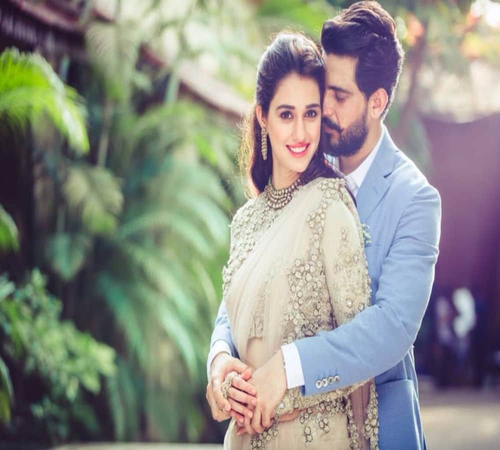 after anushka sharma virat kohli wedding dish patani photoshoot goes viral