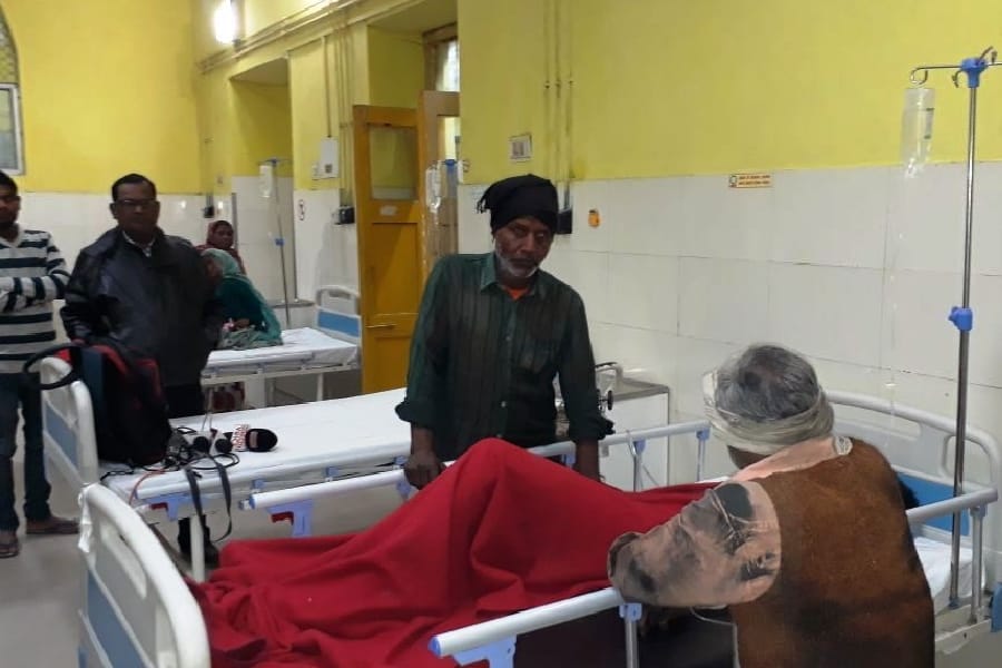 one labourer died in a mill in faizabad.