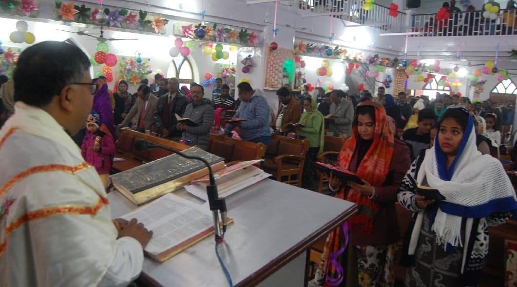 Gorakhpur celeberated christmas, said, "Merry Christmas"