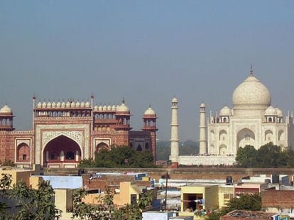 How was the Christmas celebration during the Mughals time
