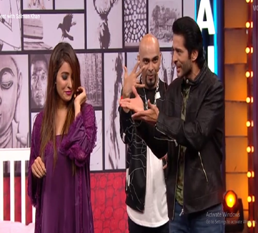  bandgi and hiten comments on hina and arshi khan in entertainment ki raat