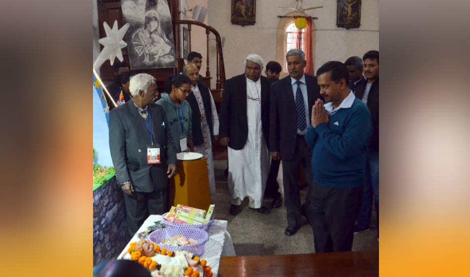 kejriwal went to church at gol market