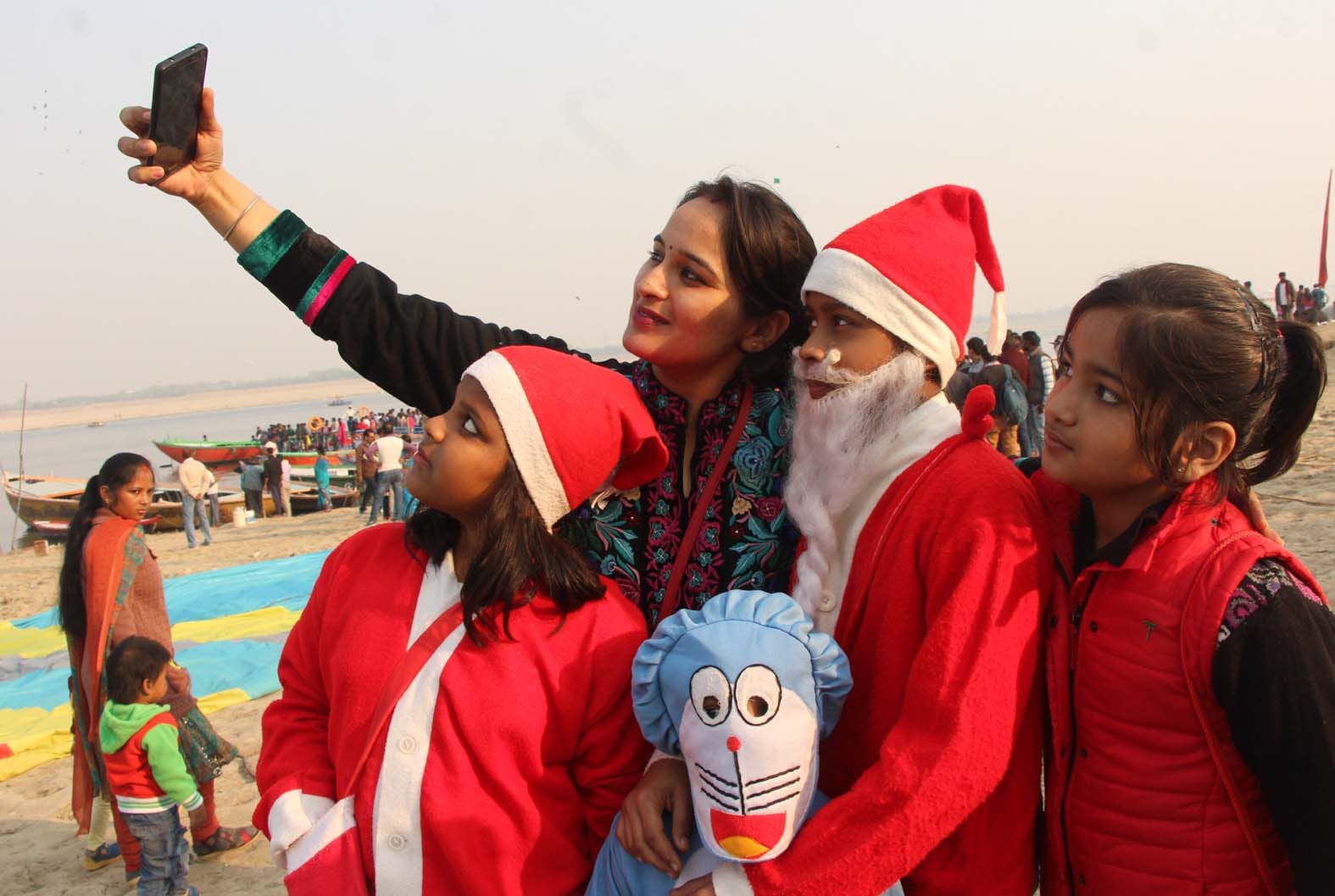 Merry christmas celebrate in church in varanasi
