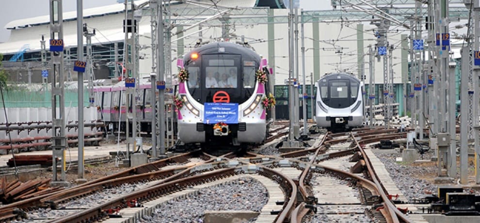 metro : deadline of pink line extended