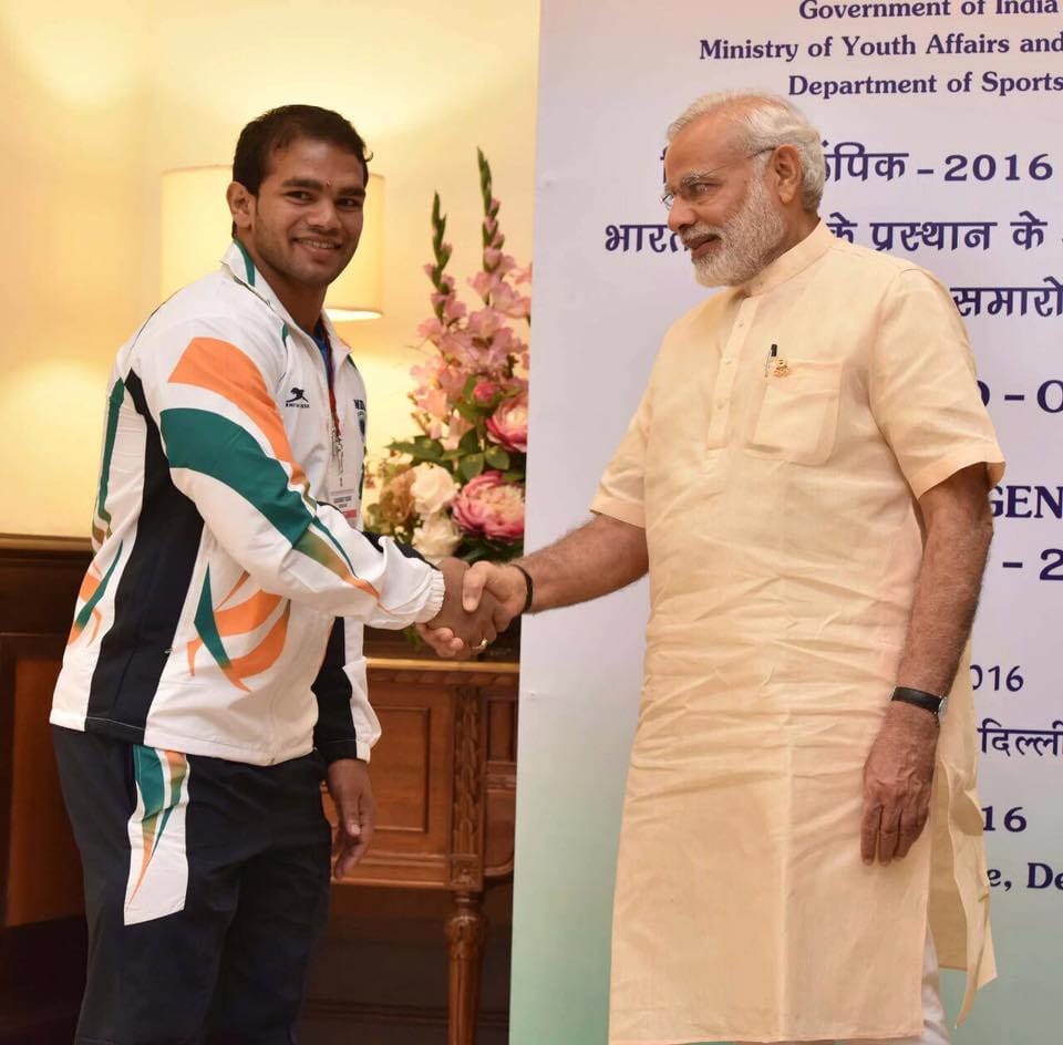 Nar singh yadav tweeted to pm modi for help
