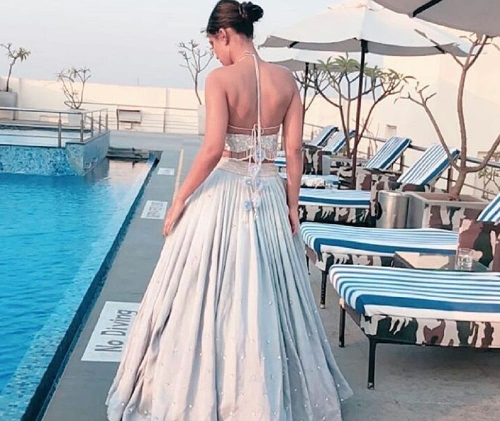 TV Actress Nia Sharma Flaunts Her Cleavage At Pune Fashion Week 2017