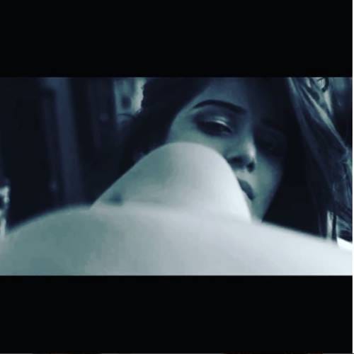 Poonam Pandey gives Christmas and new year gift to fans by posting this hot video