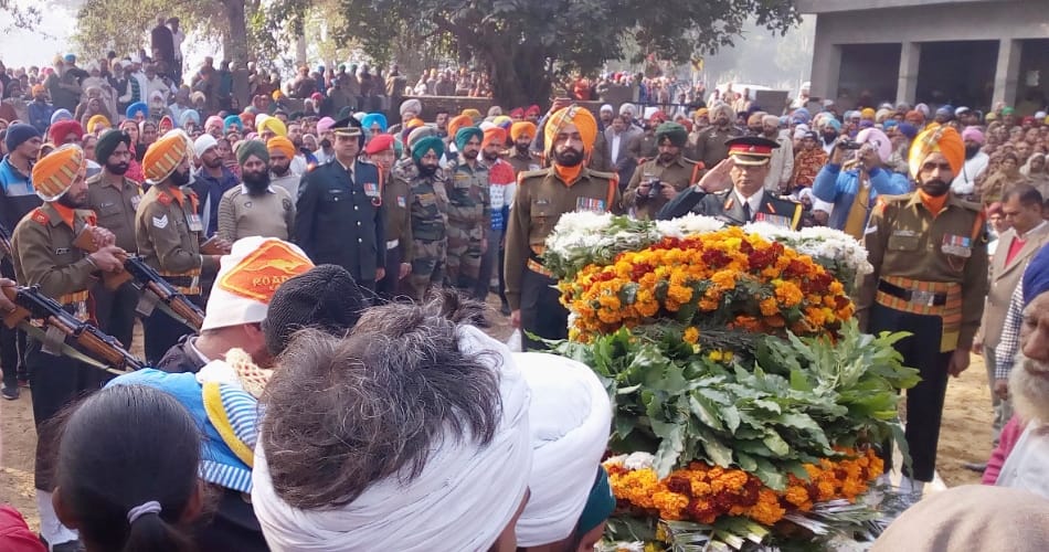 Kuldeep Singh’s last rites held with military honours