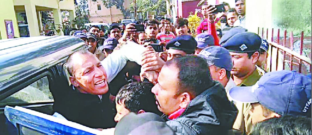 clashes between BJP and congress