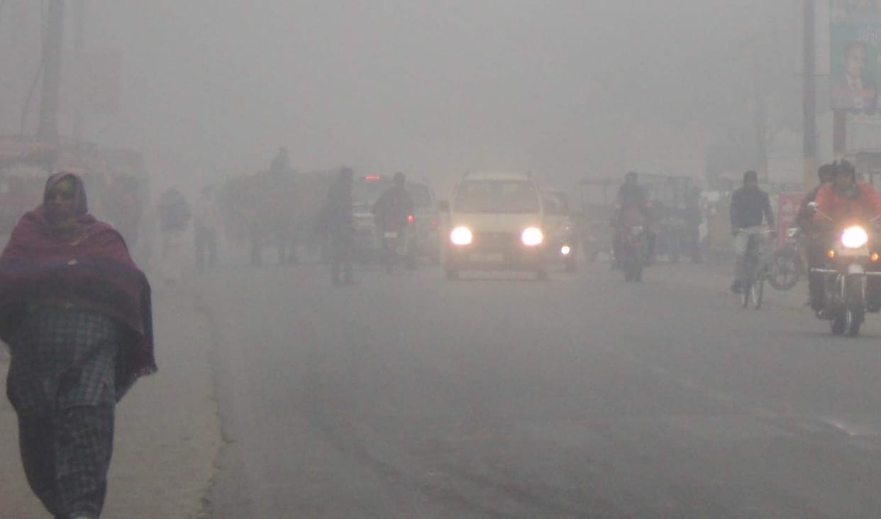tempreture fall in amroha , people truble in fog