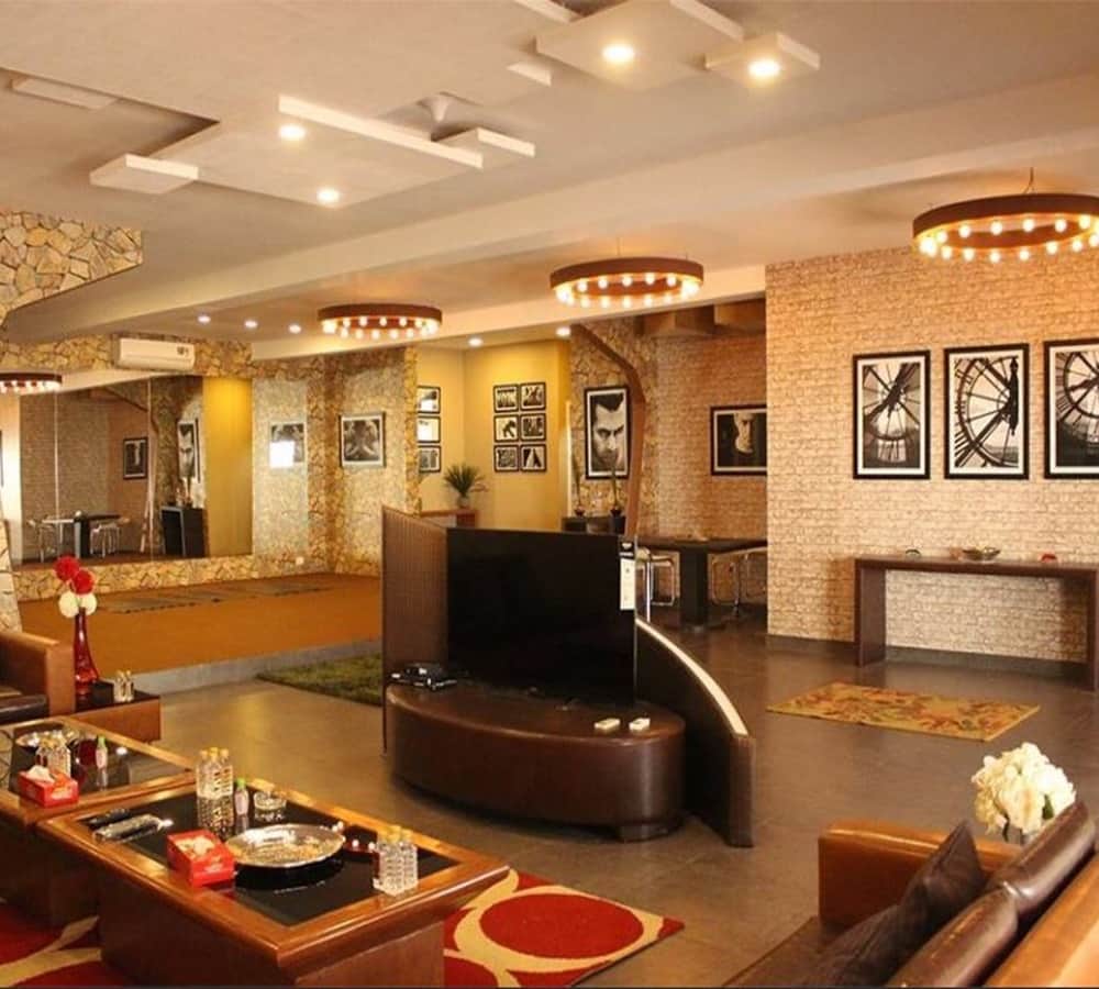 salman khan birthday special he lives in his home without stardom